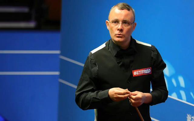 更是在比赛 更是在比赛